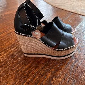 Gianni Bini Wedges